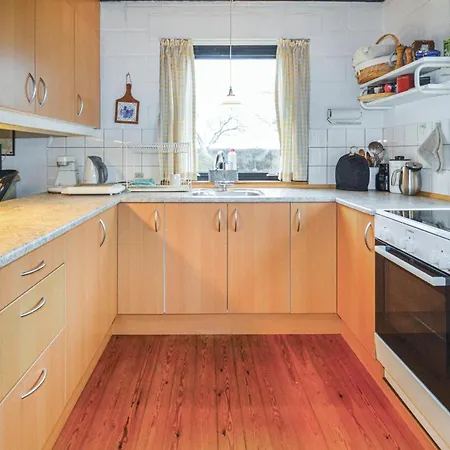 Amazing In With Kitchen Holiday home Askeby