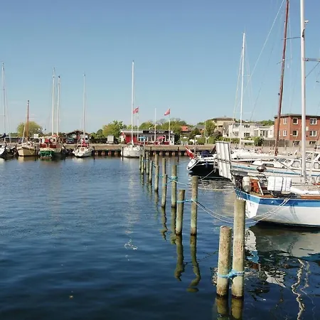 Amazing In With Kitchen *